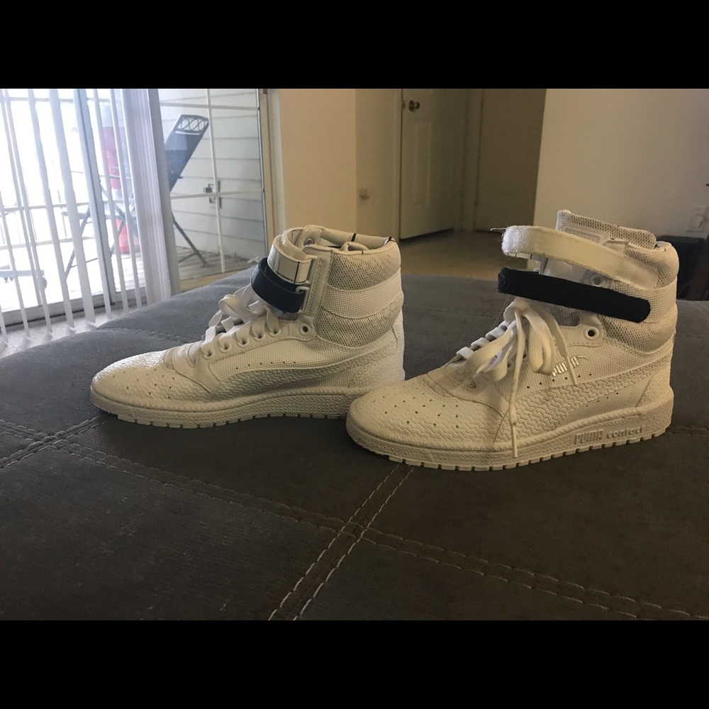 Women Puma Shoes